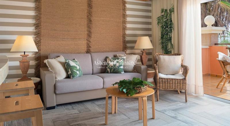 Foto 54805ae8-2f68-437c-bda2-8f2f57a70ebc. Casa en playa de las américas en Los Cristianos Arona