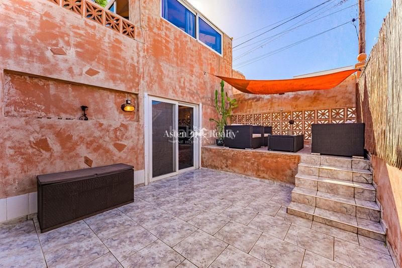 Foto 337cb023-66a1-49db-ada0-a506ff27f8f9. Maison avec parking dans Palm - Mar Arona