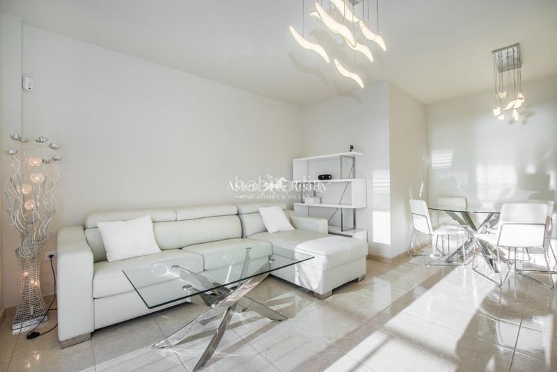 Foto cc40e484-cd59-46d1-8bfd-77bd586ff838. Appartamento con parcheggio in Tijoco Bajo Adeje