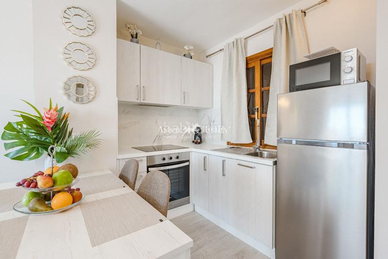 Foto f582c549-b85e-4ae5-bcb1-8a169f76739b. Apartamento en pais vasco 3 en san eugenio alto en Adeje