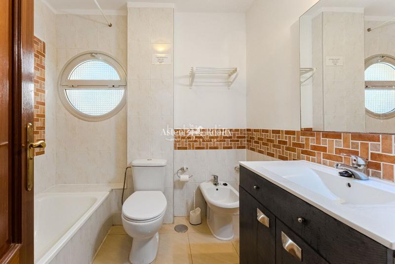 Foto b4cf0d27-4678-4873-be24-7726b3a4c163. Apartament a aljibe 11 a Callao Salvaje - Playa Paraíso Adeje