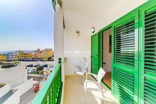 Àtic a Playa de San Juan. Apartamento en el centro de playa san juan con vista al mar