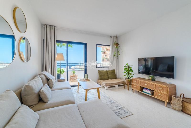 Foto 07c8d663-2a90-4511-8cd1-532351f628c2. Apartment in Adeje 300 10 in Callao Salvaje - Playa Paraíso Adeje