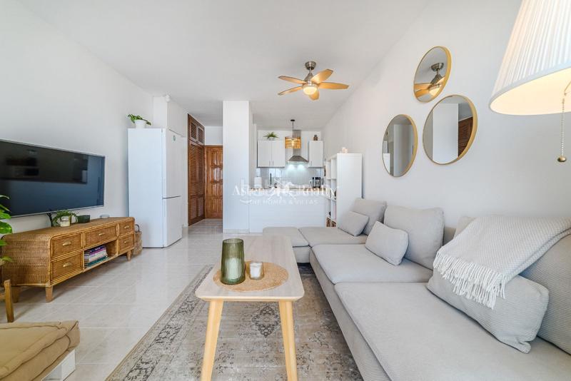 Foto 282106ab-2ad5-405f-8083-ac7923c06e21. Apartment in Adeje 300 10 in Callao Salvaje - Playa Paraíso Adeje