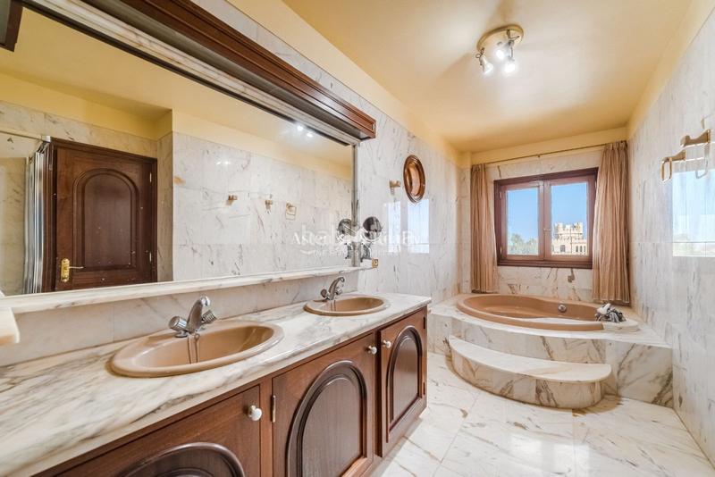 Foto 02c78ea9-d20c-4326-acd8-b4c06b24a1ab. Chalet avec parking piscine dans Ifara - Las Mimosas Santa Cruz de Tenerife