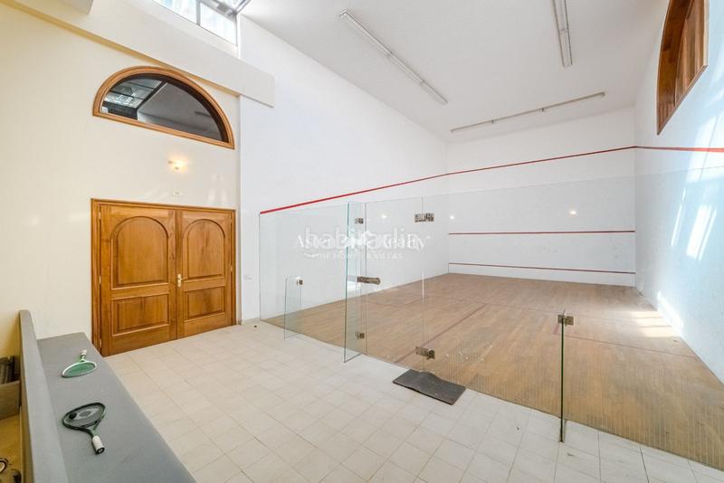 Foto 0507c0d0-78c2-4668-8539-edf792ada757. Chalet avec parking piscine dans Ifara - Las Mimosas Santa Cruz de Tenerife