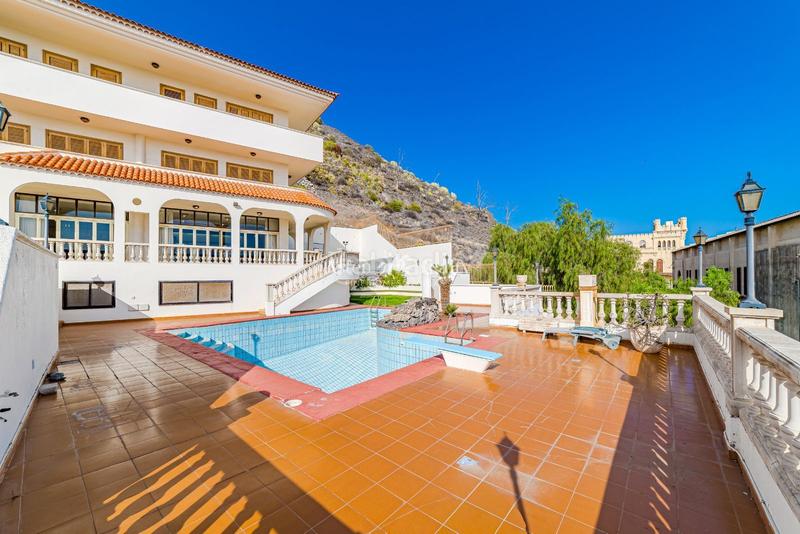 Foto 203128c4-9192-48d9-963d-70467fb54c64. Chalet avec parking piscine dans Ifara - Las Mimosas Santa Cruz de Tenerife