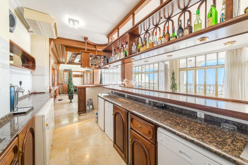 Foto 4218f503-989c-45b7-93a2-94909e5db260. Chalet avec parking piscine dans Ifara - Las Mimosas Santa Cruz de Tenerife