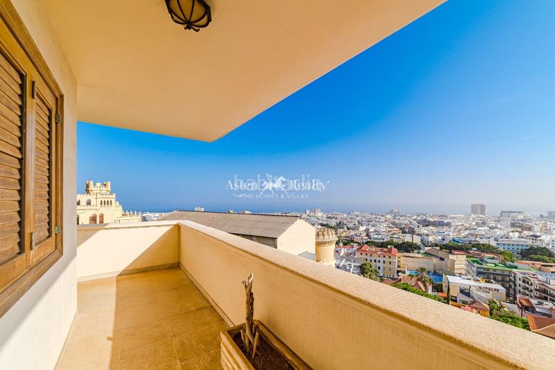 Foto 57639b29-36f3-4324-94ab-048768a2d4ea. Chalet avec parking piscine dans Ifara - Las Mimosas Santa Cruz de Tenerife