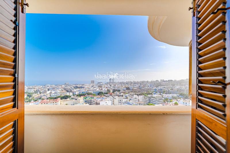 Foto 6d13f838-ac2e-49d4-b246-67550b5baf96. Chalet avec parking piscine dans Ifara - Las Mimosas Santa Cruz de Tenerife