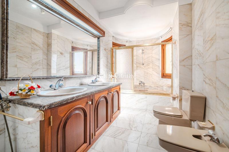 Foto a174de3b-ca27-447d-8539-8d7add519a6f. Chalet avec parking piscine dans Ifara - Las Mimosas Santa Cruz de Tenerife