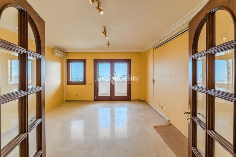 Foto af917cf8-3b1e-4d66-b65c-1118f4844409. Chalet avec parking piscine dans Ifara - Las Mimosas Santa Cruz de Tenerife