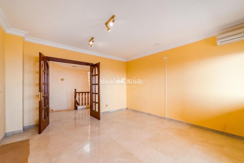 Foto b75b46a3-5da7-4e40-bacb-222c74a8f66e. Chalet avec parking piscine dans Ifara - Las Mimosas Santa Cruz de Tenerife