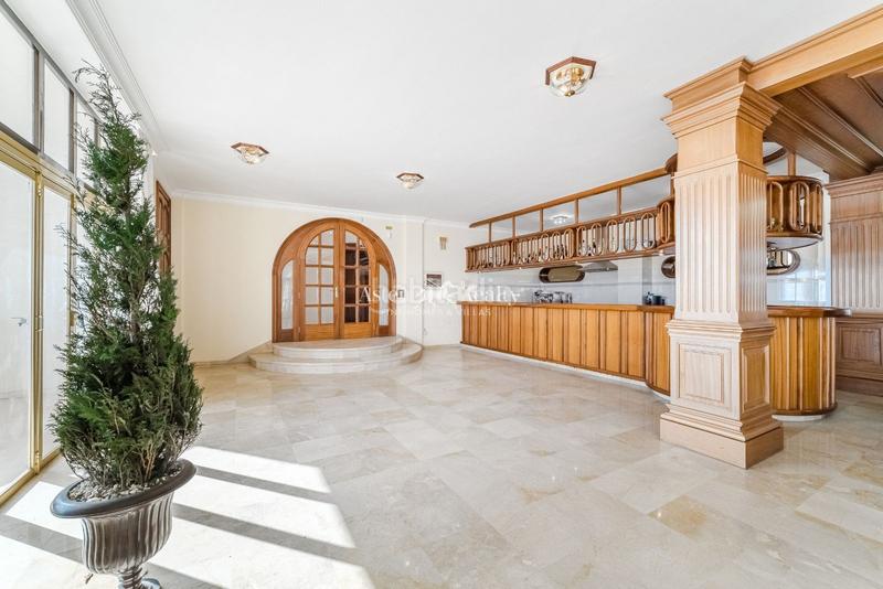 Foto cde2db8f-eeac-4e5a-a681-9f7e34168363. Chalet avec parking piscine dans Ifara - Las Mimosas Santa Cruz de Tenerife