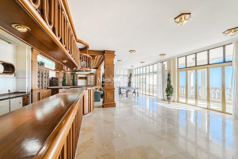 Foto f33befc0-1046-4303-bb7b-3aba2fdb287e. Chalet avec parking piscine dans Ifara - Las Mimosas Santa Cruz de Tenerife