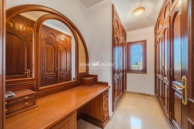 Foto febf4b37-80e5-45f0-94fb-6d9e1045cf27. Chalet avec parking piscine dans Ifara - Las Mimosas Santa Cruz de Tenerife