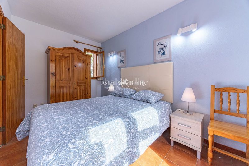 Foto 56bcdf6d-acb9-4649-ad8f-0abb8b7469b8. Edificio en chayofa en Cabo Blanco Arona