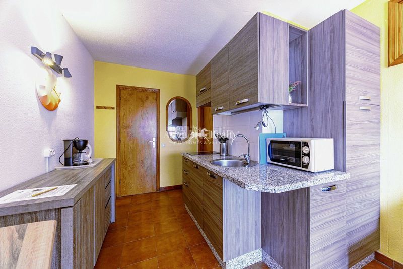 Foto 5affe392-67cb-4ad8-9c27-68b962219a86. Edificio en chayofa en Cabo Blanco Arona