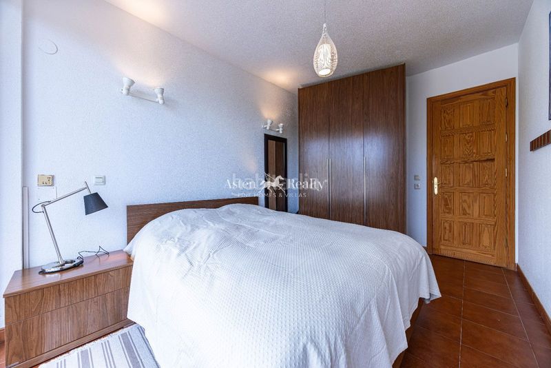 Foto 609e5cd6-569e-4b29-adf8-2d6758f205f6. Edificio en chayofa en Cabo Blanco Arona
