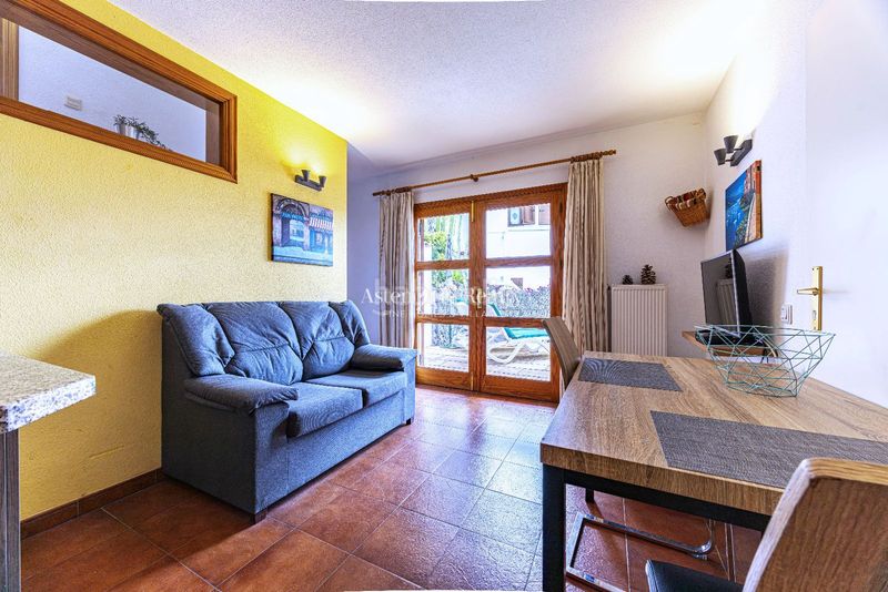 Foto 9be700a9-92db-4c15-bb85-669a6850ff18. Edificio en chayofa en Cabo Blanco Arona