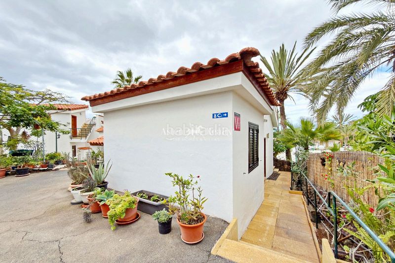 Foto a81d87ca-68ba-4872-8507-f85a23fd57e1. Edificio en chayofa en Cabo Blanco Arona