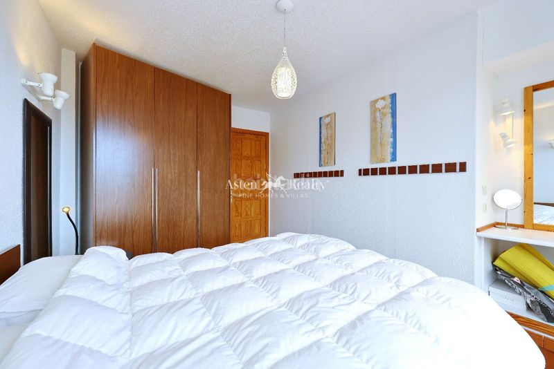 Foto b57a493d-a028-44c1-abff-9ce6c01d1301. Edificio en chayofa en Cabo Blanco Arona