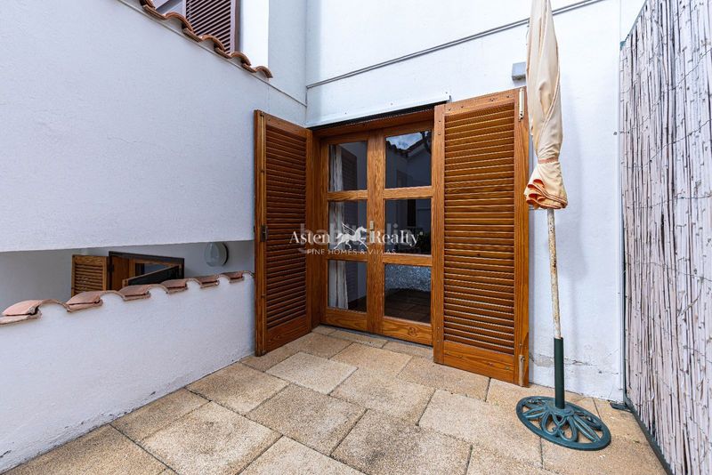 Foto b8a7c8fd-e0d2-4d58-959f-4dcba99cae42. Edificio en chayofa en Cabo Blanco Arona