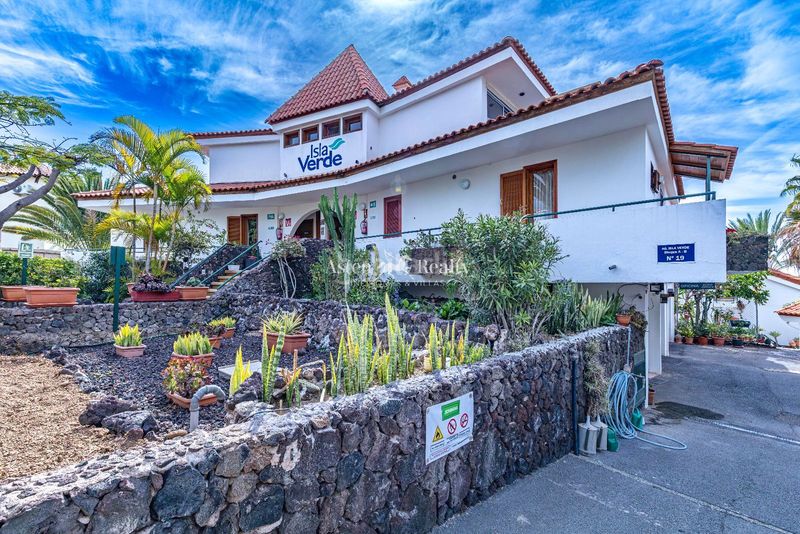 Foto ef007d4b-f773-4523-899b-e93fb238c7d9. Edificio en chayofa en Cabo Blanco Arona