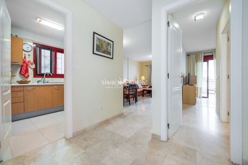 Foto f10de67d-1d61-47b3-a458-ec2534daa36e. Piso en palmmar en Palm - Mar Arona