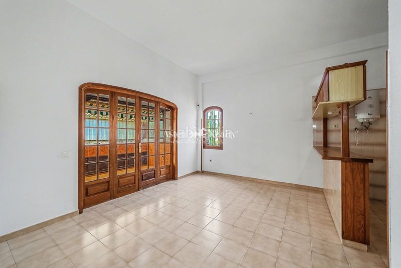 Foto 73ad348a-a9c9-47c5-bc2f-3f5bcd96e64e. Pis a Los Cristianos Arona