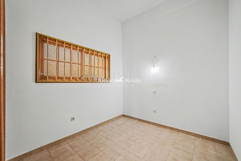 Foto 76df6dd5-74e3-4268-b079-609c216ed872. Pis a Los Cristianos Arona