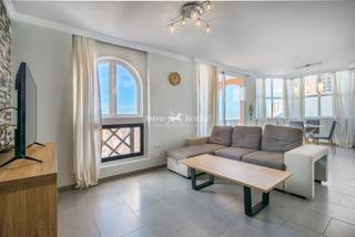 Reihenhaus  Europa. En san eugenio alto