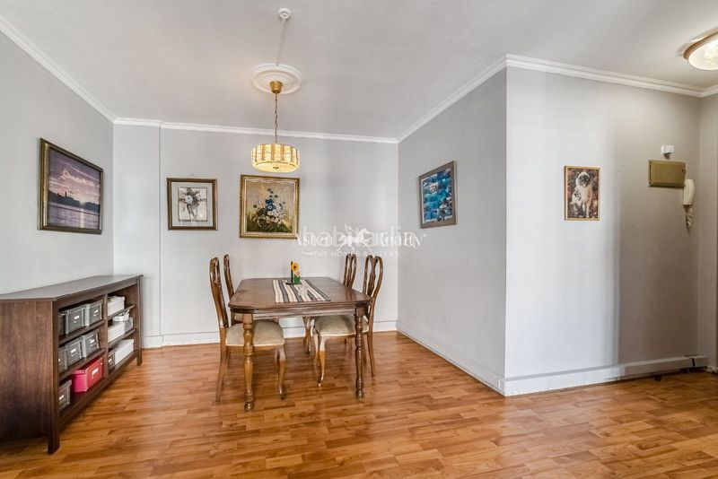 Foto b8aa5cb5-a2cb-44cb-b946-5055e33219a3. Apartament amb aparcament piscina a Los Cristianos Arona