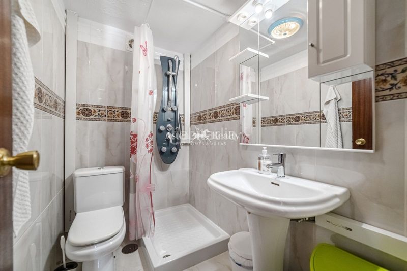 Foto dd2e538d-a0c6-4c1c-b012-7e63898ead5e. Apartament amb aparcament piscina a Los Cristianos Arona