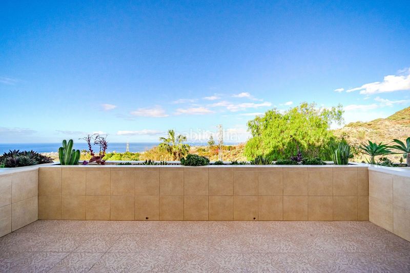 Foto 17908abe-0b1a-47b8-a7d0-496d0c1e3f14. Casa adossada amb aparcament piscina a Chayofa Arona