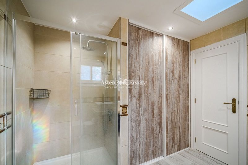 Foto 4006b7fb-da40-448a-bbd8-28e98d59a882. Casa adossada amb aparcament piscina a Chayofa Arona