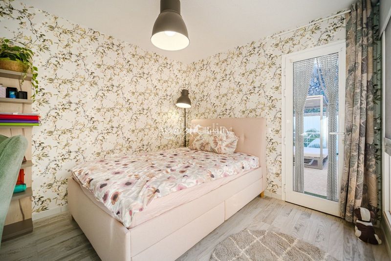 Foto cf62475a-e79d-421b-8ea7-a50a8a8bb110. Casa adossada amb aparcament piscina a Chayofa Arona