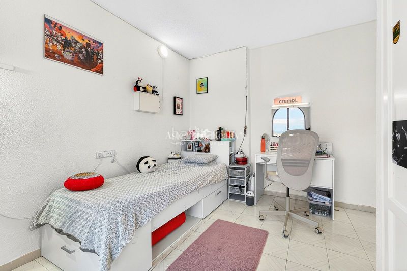 Foto b0c84a29-df42-4495-8d9c-5a64c28882d9. Casa amb aparcament piscina a San Eugenio Alto Adeje
