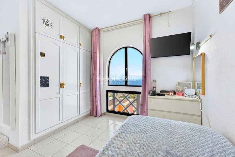 Foto d786bde4-5256-44d9-8ba5-26dd1dc5250c. Casa amb aparcament piscina a San Eugenio Alto Adeje