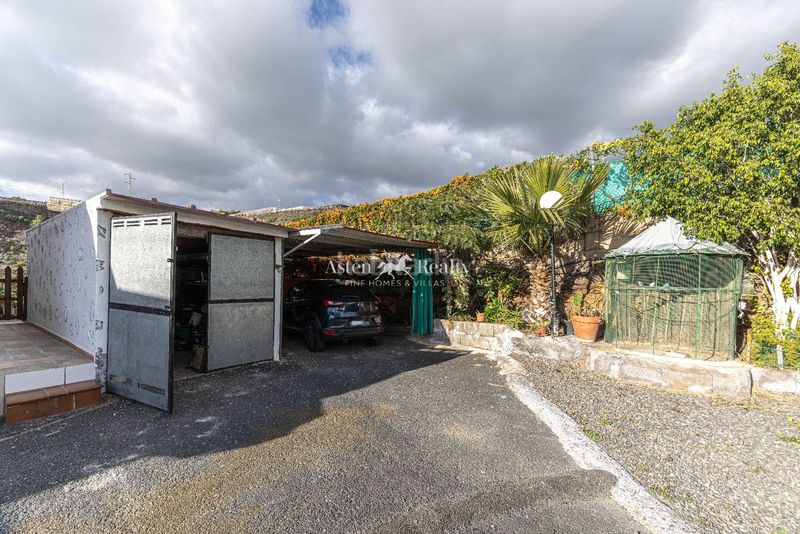 Foto a39261c1-47c7-4e17-a569-478e90b3f822. Chalet en guia de isora en Chío Guía de Isora