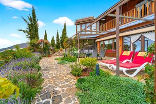 Chalet  La morra. Espectacular villa con vistas panorámicas al mar y a las islas