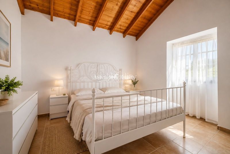 Foto 43803ee2-de9e-4909-a724-87984f467897. Casa amb aparcament a Guía de Isora interior Guía de Isora