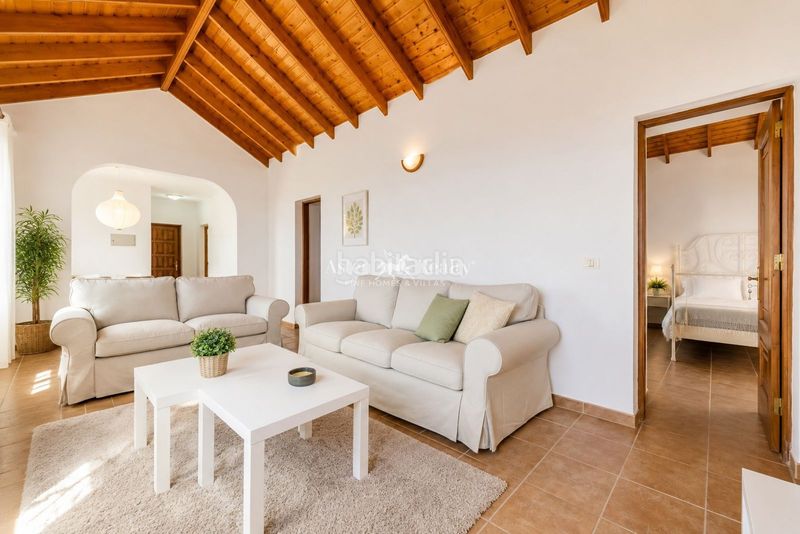 Foto fb1ec093-7631-43cb-a854-372310c77039. Casa amb aparcament a Guía de Isora interior Guía de Isora