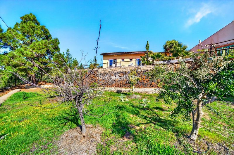 Foto 8649667d-02a7-44a9-8f7e-da992181ab75. Terreny residencial a Vilaflor