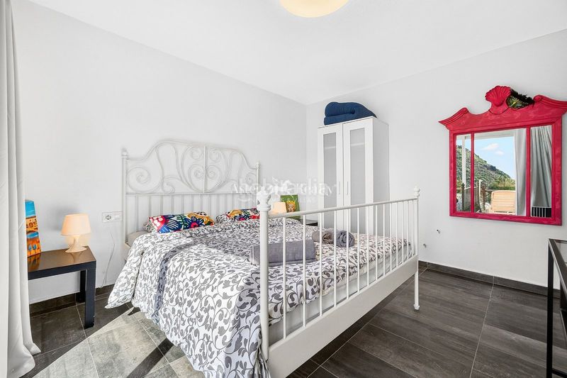 Foto bbcd0756-c96d-4a06-809e-5d49ef4604fa. Terreny residencial a Vilaflor