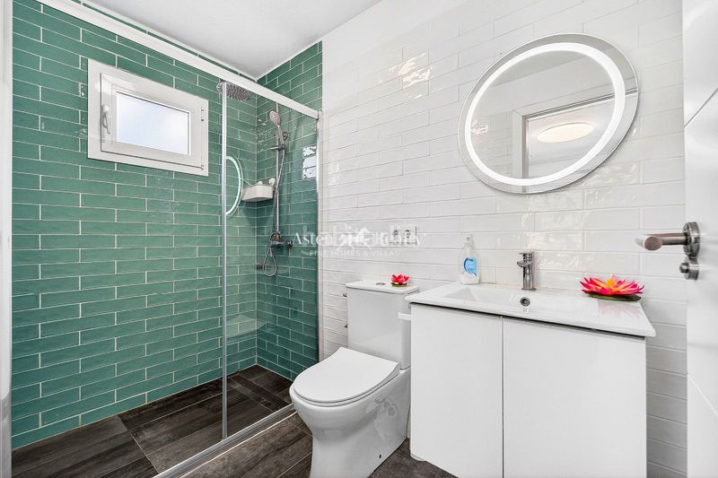 Foto e9dff9c0-90d0-4883-bc2b-e9e1b40027cb. Terreny residencial a Vilaflor