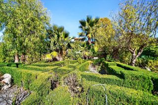 Terreno residencial  Del topo. Finca  mucho espacio, privacidad y equipamiento sostenible en el