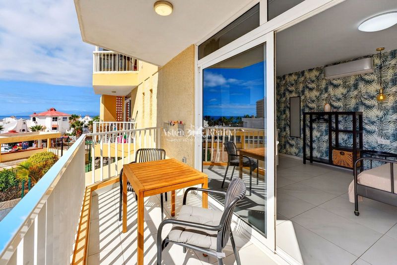 Foto 6a48a9da-e2a5-43d2-932c-6a9c42573a1e. Apartament amb calefacció aparcament piscina a Playa de las Américas Arona