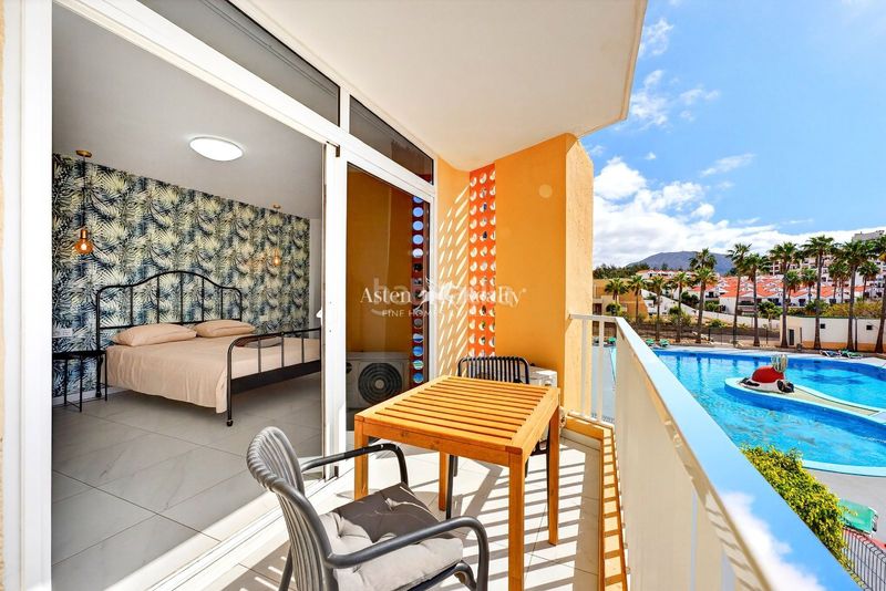 Foto ae97954a-015b-4d22-bb8b-33ed2be21483. Apartament amb calefacció aparcament piscina a Playa de las Américas Arona