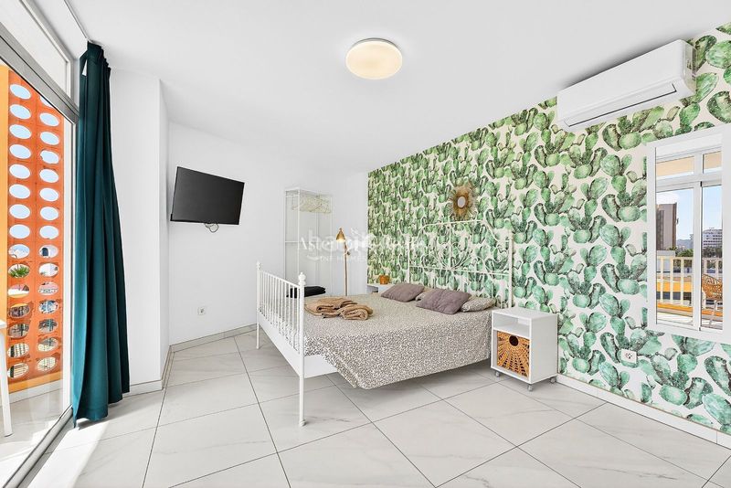 Foto fad29b94-dfa6-4ee8-845b-0e1c3657a3b8. Apartament amb calefacció aparcament piscina a Playa de las Américas Arona
